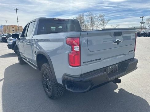 Used 2025 Chevrolet Silverado 1500 ZR2 w/ Technology Package image 22
