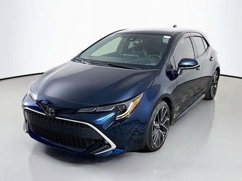 Used 2019 Toyota Corolla XSE FWD image 4