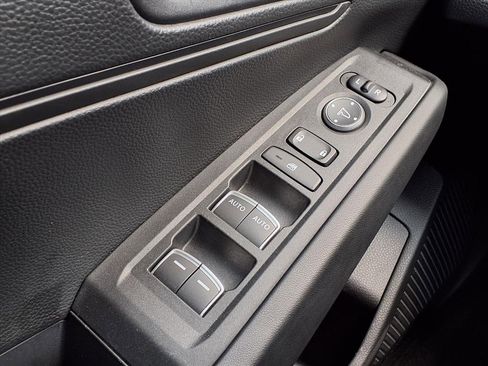 Certified 2025 Honda Accord LX image 19