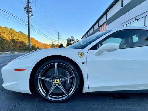 Used 2013 Ferrari 458 Spider image 20
