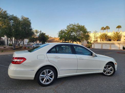 Used 2010 Mercedes-Benz E 350 Sedan image 5