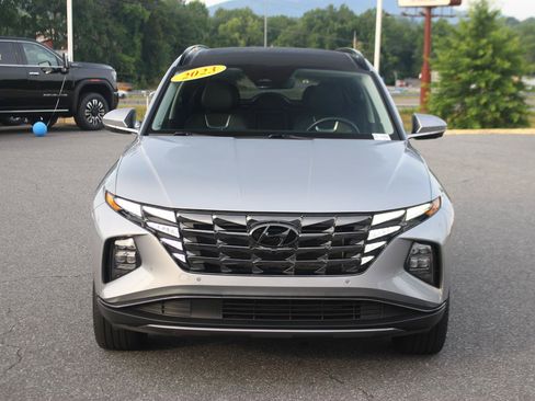 Used 2023 Hyundai Tucson Limited AWD/4WD image 2