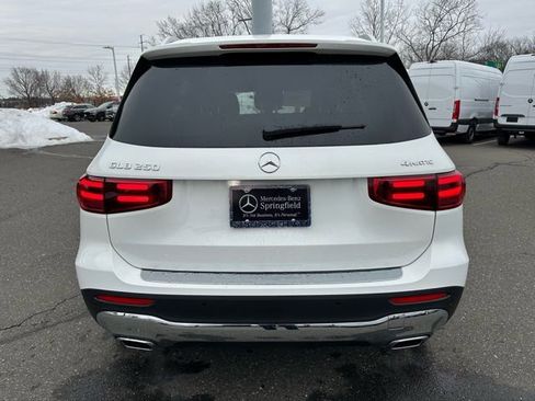 New 2026 Mercedes-Benz GLB 250 4MATIC image 6