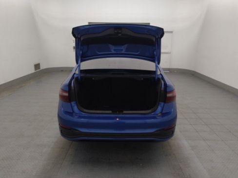 Used 2023 Volkswagen Jetta SE image 29