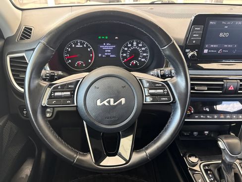 Used 2023 Kia Seltos S AWD/4WD image 24