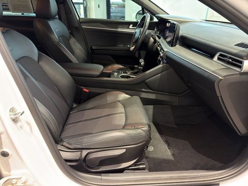 Certified 2022 Kia K5 GT-Line FWD image 22