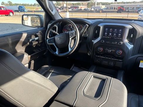 Used 2020 Chevrolet Silverado 1500 RST image 22