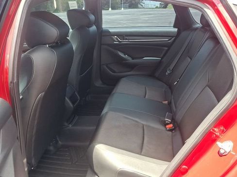 Used 2019 Honda Accord Sport image 9