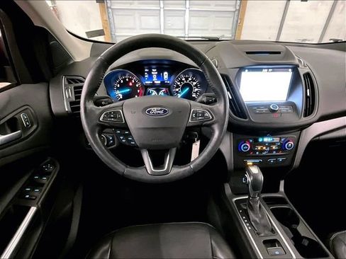 Used 2018 Ford Escape SEL AWD/4WD image 5
