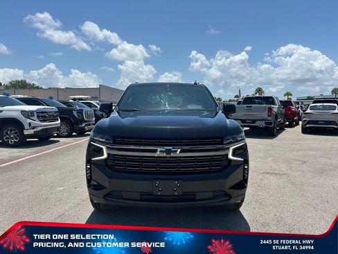Used 2021 Chevrolet Tahoe RST w/ Luxury Package AWD/4WD image 3