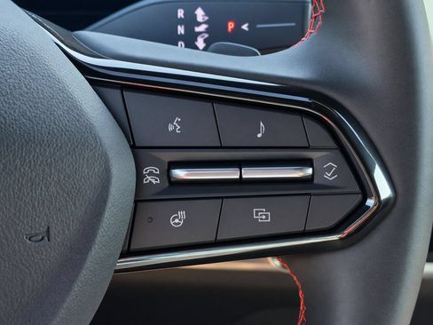 Certified 2025 Chevrolet Equinox RS w/ Safety and Technology Package FWD image 27