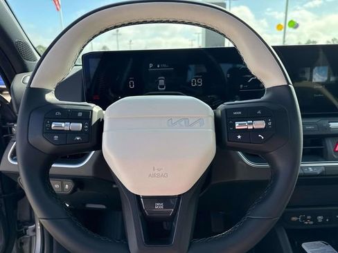 New 2026 Kia K4 GT-Line image 25