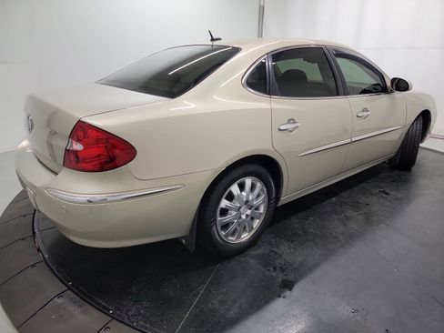 Used 2009 Buick LaCrosse CXL w/ Driver Confidence Package image 9