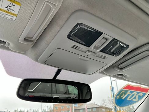 Used 2014 Subaru Forester 2.5i Limited image 16