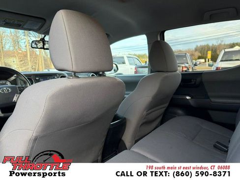 Used 2017 Toyota Tacoma SR5 image 21