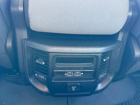 Used 2020 RAM 1500 Big Horn AWD/4WD image 27