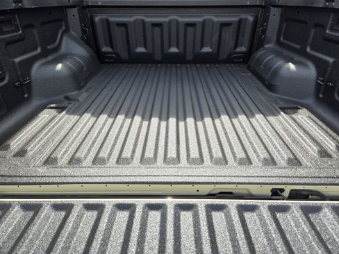 New 2025 Ford Ranger Raptor image 23