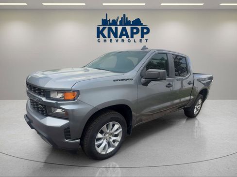 Used 2020 Chevrolet Silverado 1500 Custom w/ Custom Value Package image 1