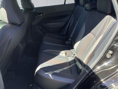 Certified 2025 Subaru Crosstrek 2.5i Limited w/ Crosstrek Mirror Package image 18