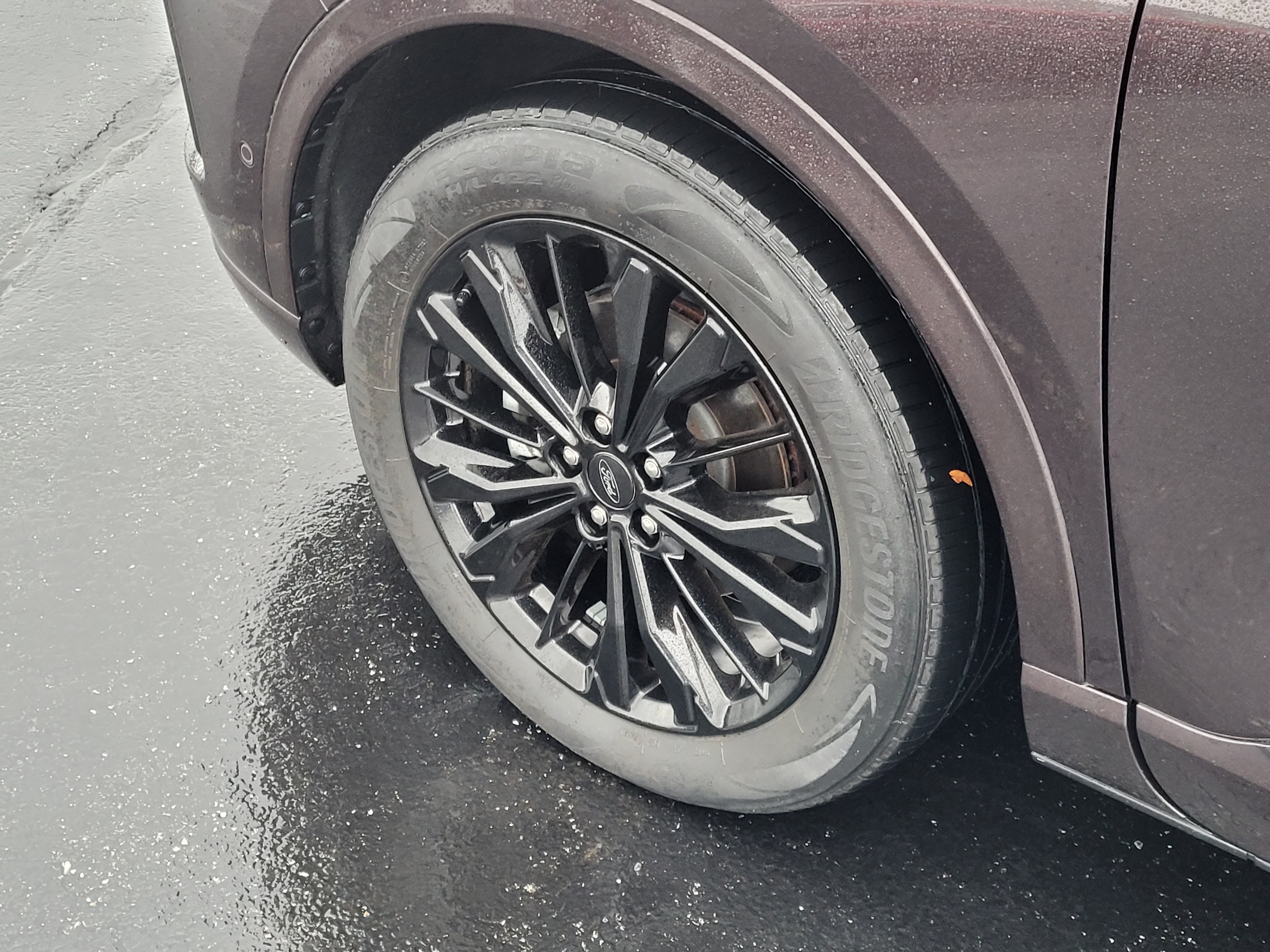 Certified 2023 Ford Escape ST-Line Elite w/ Premium Technology Package AWD/4WD image 10