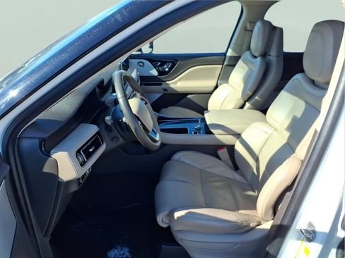 Used 2021 Lincoln Aviator Reserve w/ Equipment Group 202A image 28