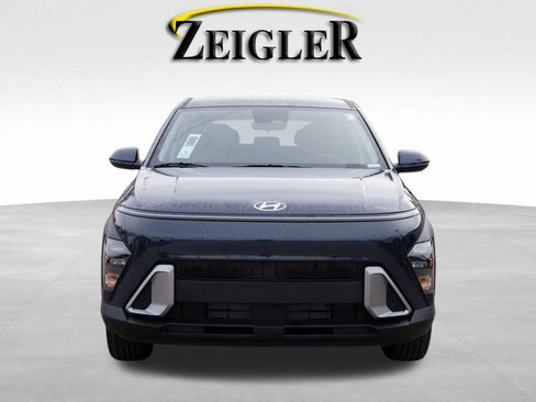 New 2026 Hyundai Kona SE image 2