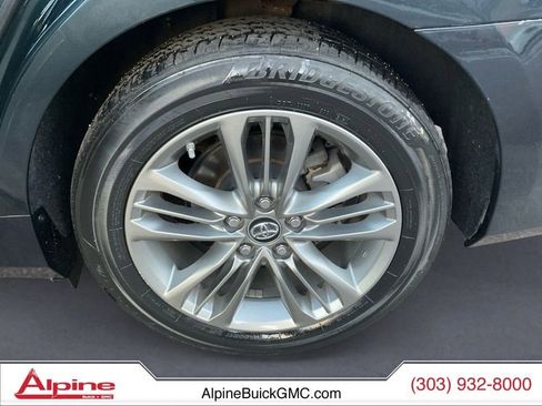 Used 2016 Toyota Camry SE image 14