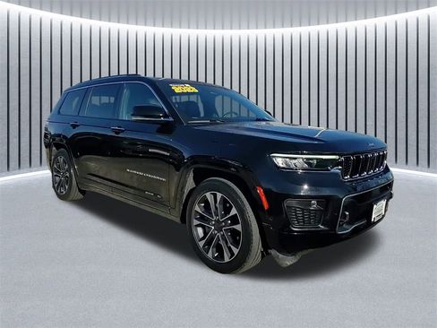 Used 2023 Jeep Grand Cherokee L Overland w/ Advanced Protech Group III image 1