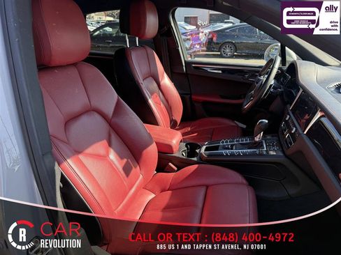 Used 2020 Porsche Macan S image 8