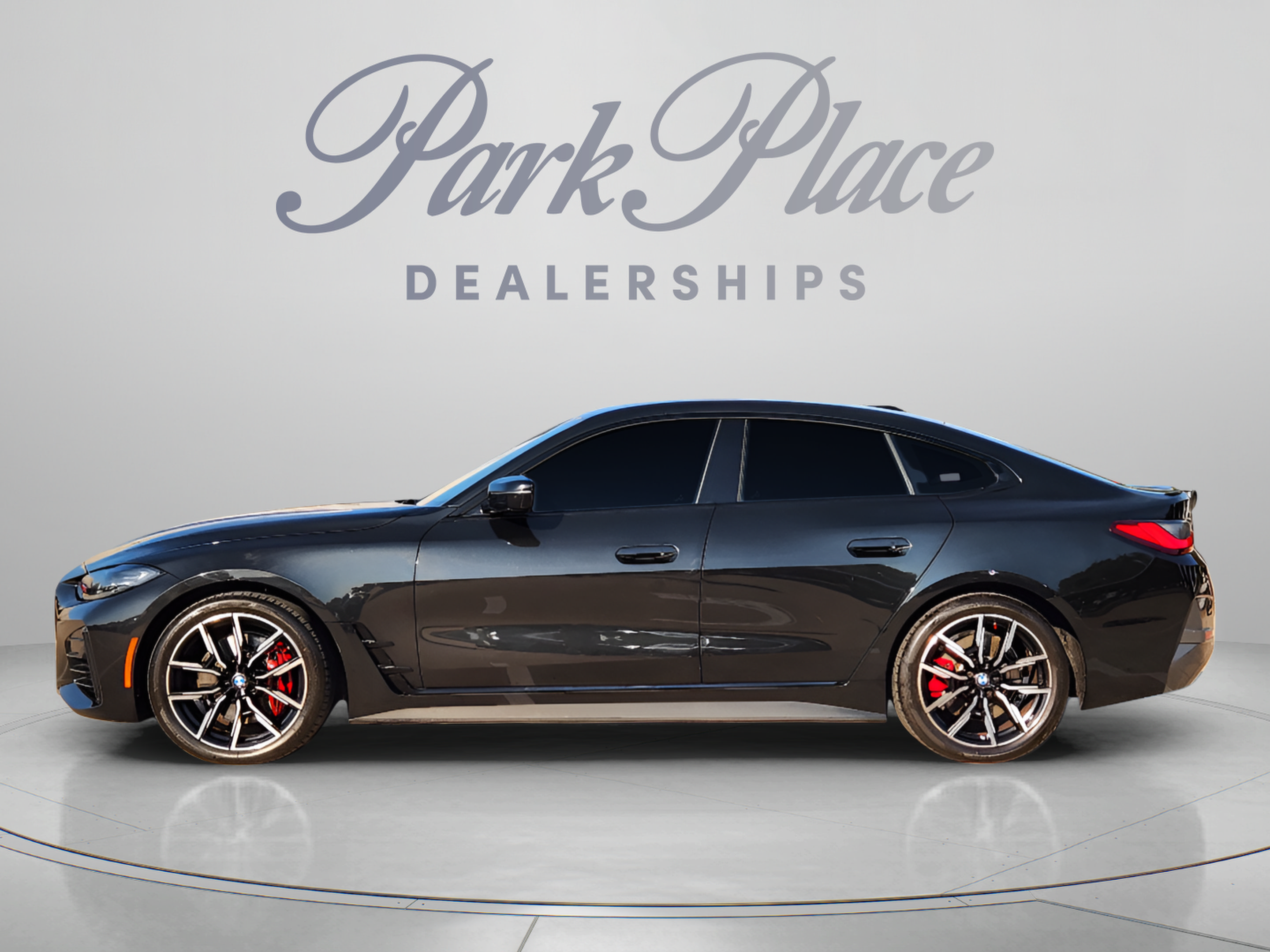 Used 2024 BMW 430i Gran Coupe w/ M Sport Package (Priority 1) RWD image 2