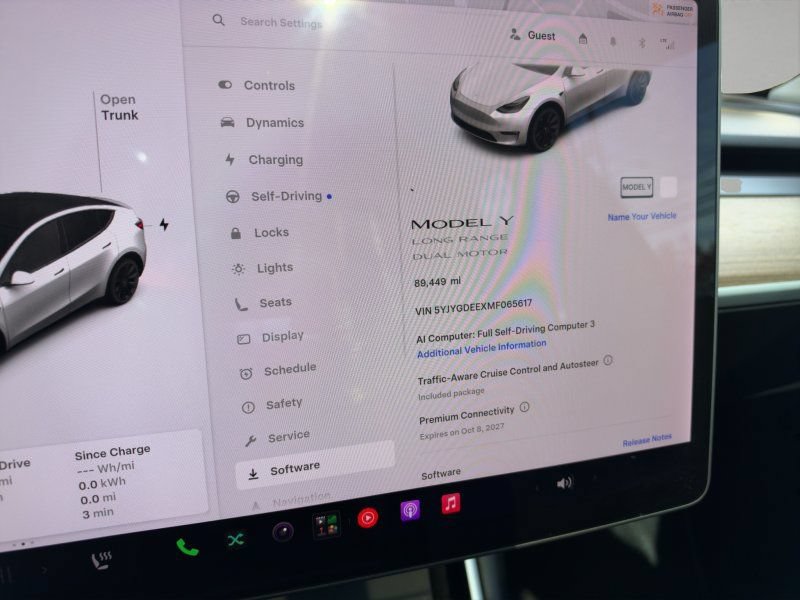 Used 2021 Tesla Model Y Long Range AWD/4WD image 15