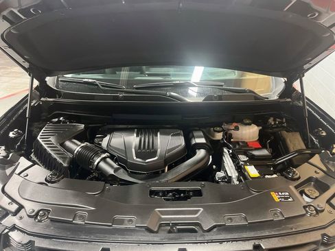 Used 2024 GMC Acadia Elevation AWD/4WD image 32