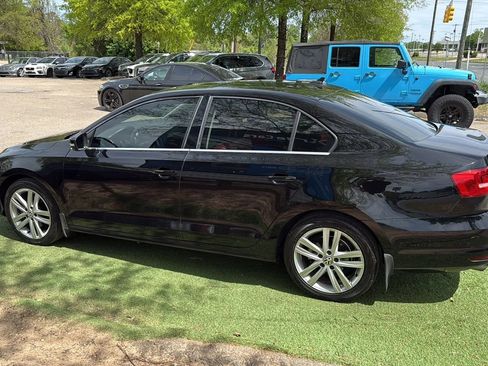 Used 2015 Volkswagen Jetta SEL image 4