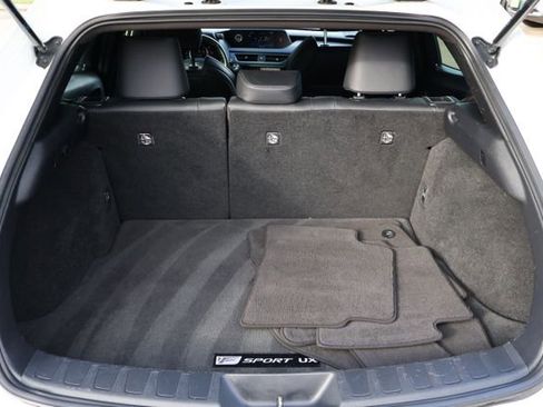 Used 2021 Lexus UX 200 F Sport image 17