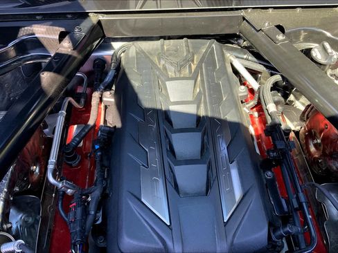 Used 2025 Chevrolet Corvette Stingray Coupe w/ 1LT image 31