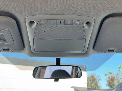 Used 2017 Nissan Rogue S FWD image 20