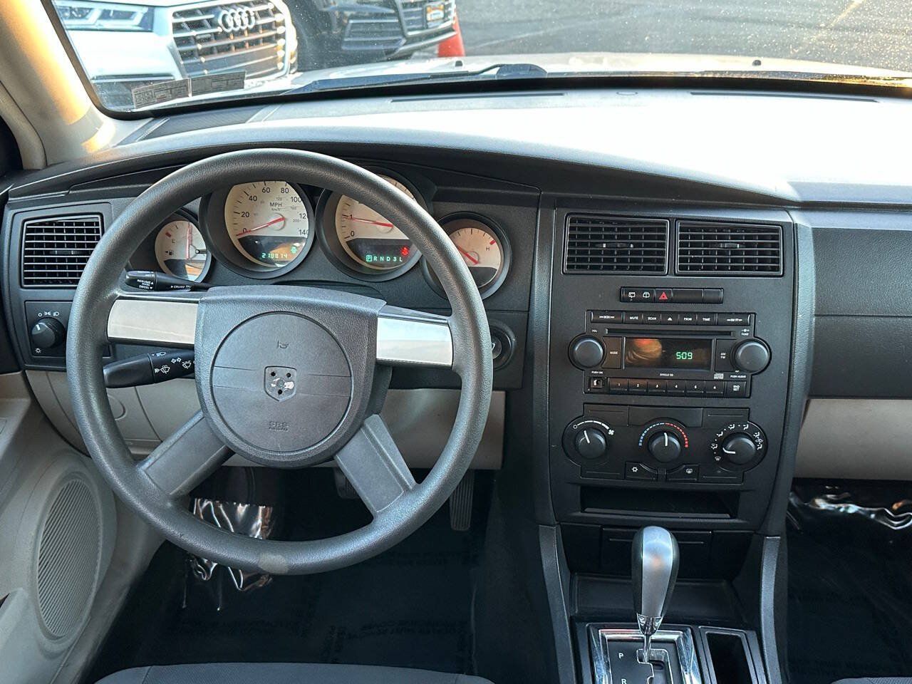 Used 2006 Dodge Magnum SE RWD image 13