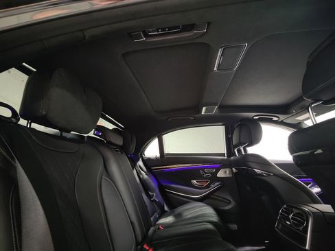 Used 2019 Mercedes-Benz S 560 4MATIC Sedan image 23
