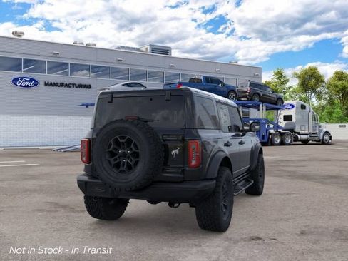 New 2026 Ford Bronco Badlands AWD/4WD image 8