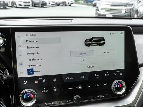 Used 2024 Lexus TX 350 AWD image 8