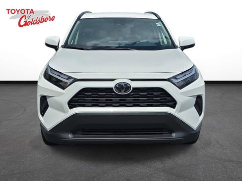 Used 2025 Toyota RAV4 LE AWD/4WD image 2