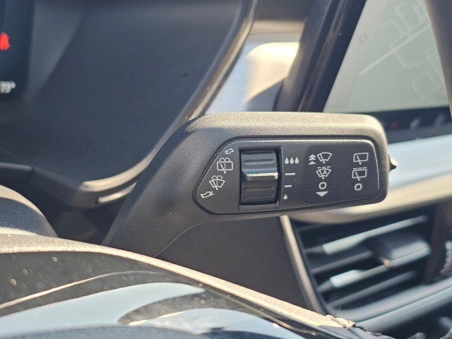 Used 2024 Ford Escape Platinum AWD/4WD image 39
