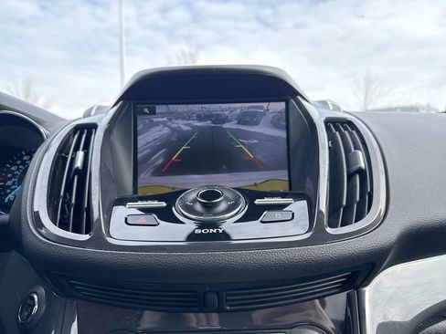 Used 2013 Ford Escape Titanium w/ Parking Technology Pkg image 23