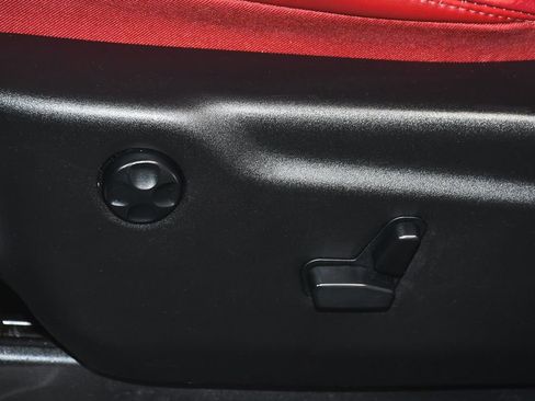 Used 2016 Dodge Durango R/T w/ Technology Group image 48