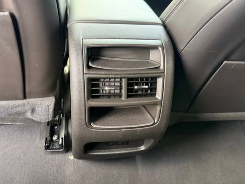 Used 2023 Cadillac XT5 Premium Luxury FWD image 15