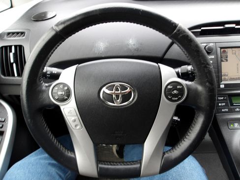 Used 2010 Toyota Prius Four image 14