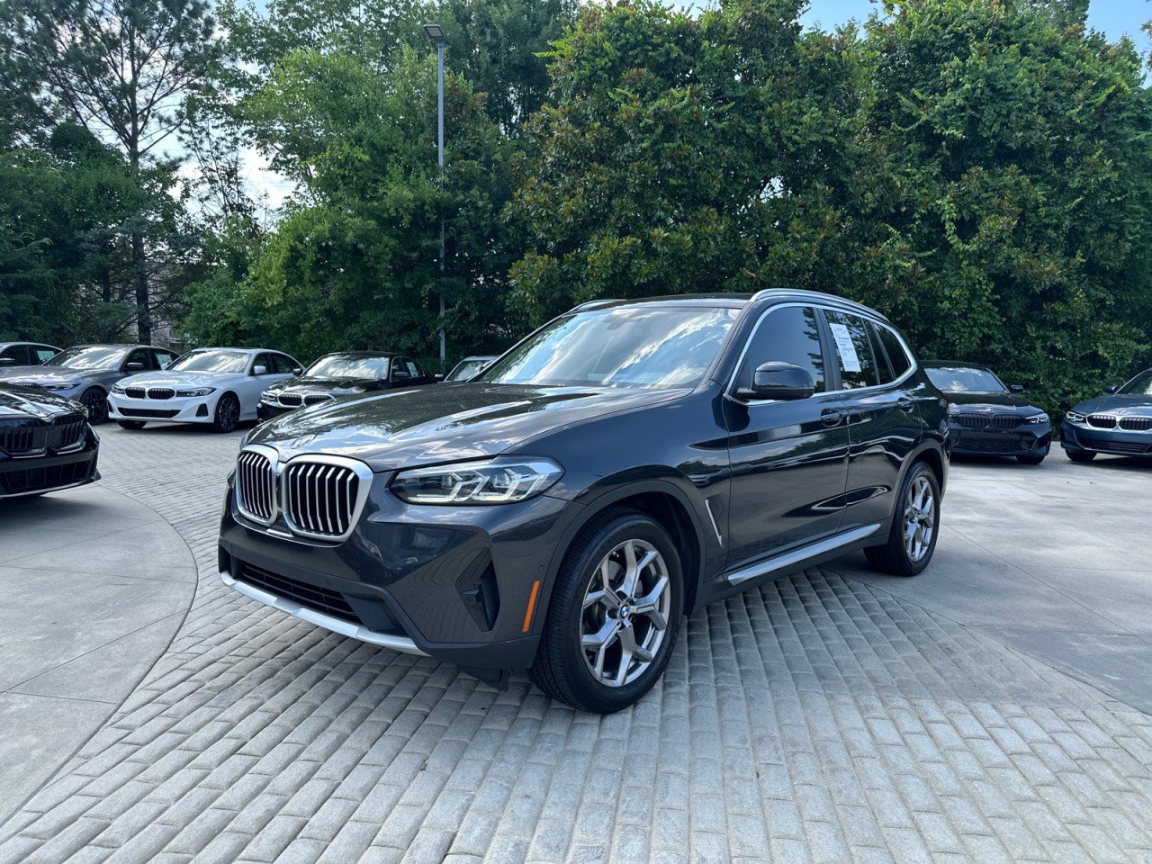 Used 2023 BMW X3 sDrive30i w/ Premium Package w/ZPA RWD image 3