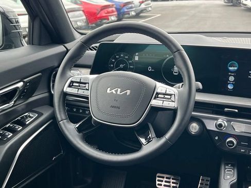 Certified 2025 Kia Telluride SX X-Line AWD/4WD image 12