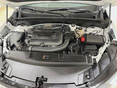 Used 2023 Buick Envision Essence AWD/4WD image 27