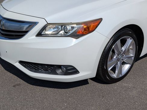 Used 2013 Acura ILX w/ Premium Package FWD image 9